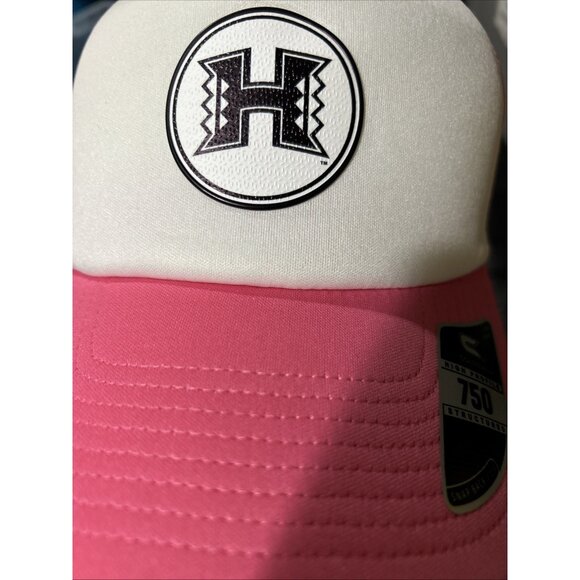 University Of Hawaii Trucker Hat Pink & White Adjustable Snapback By Colosseum - Picture 6 of 8